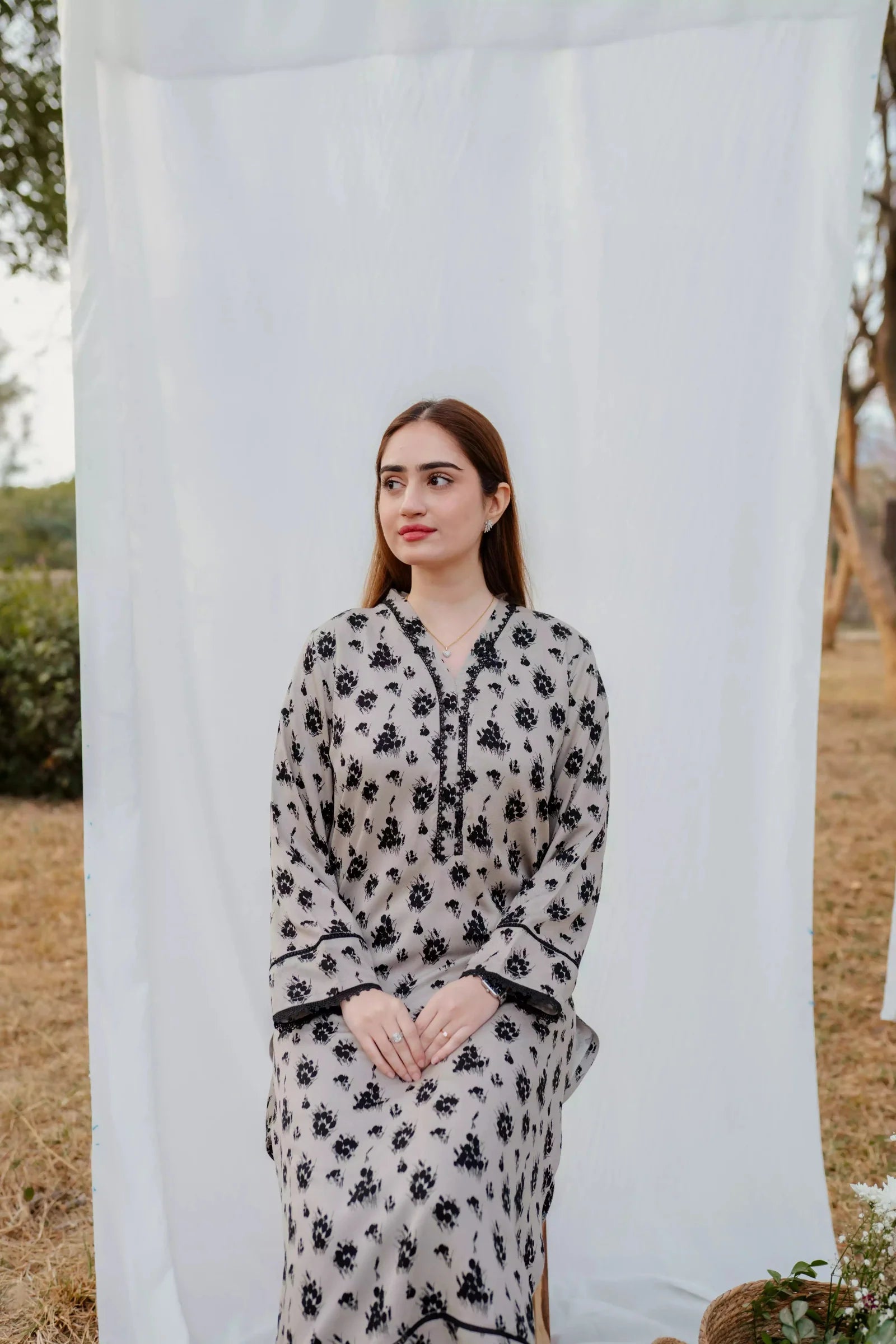 Beige and Black Printed - Eleganza