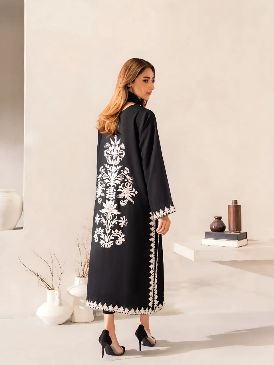 BLACKISH - Urban Haya