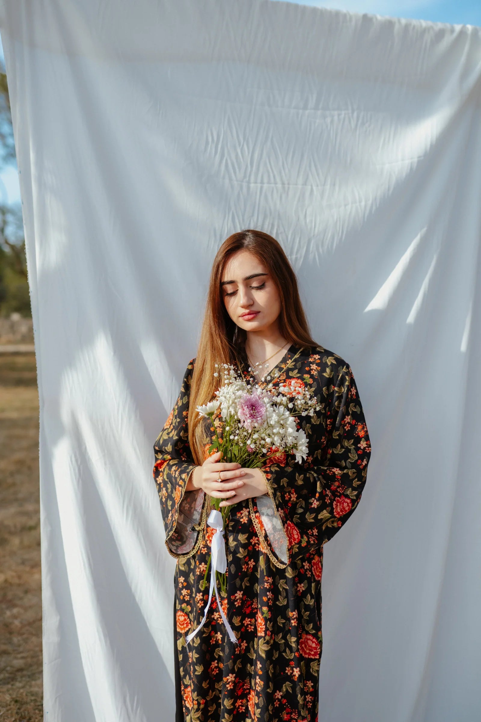 Black Floral Zari - Eleganza