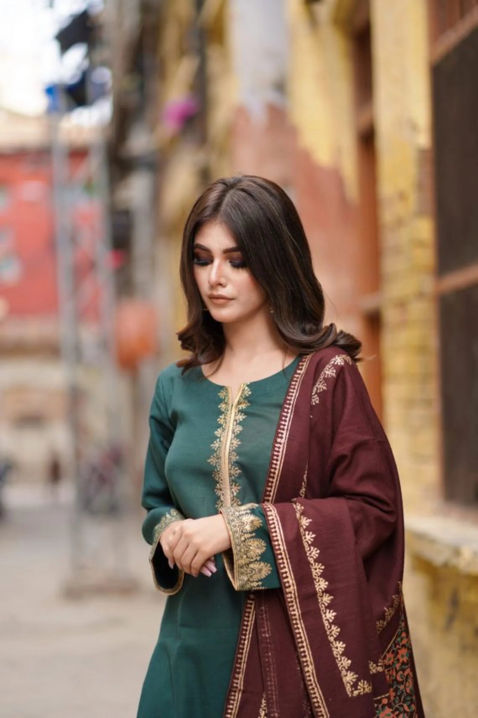 Green Suit with brown shawl - Eleganza