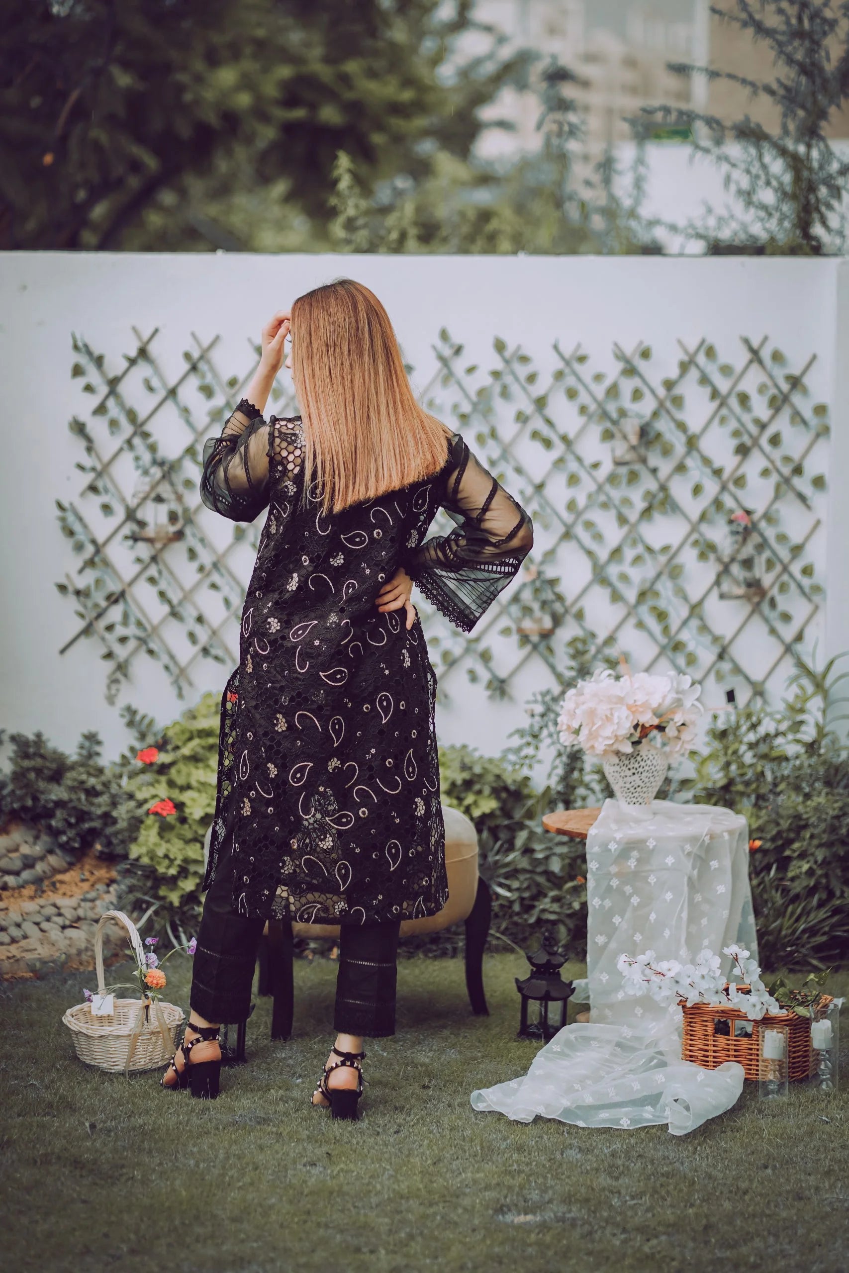 Black cutwork - Eleganza