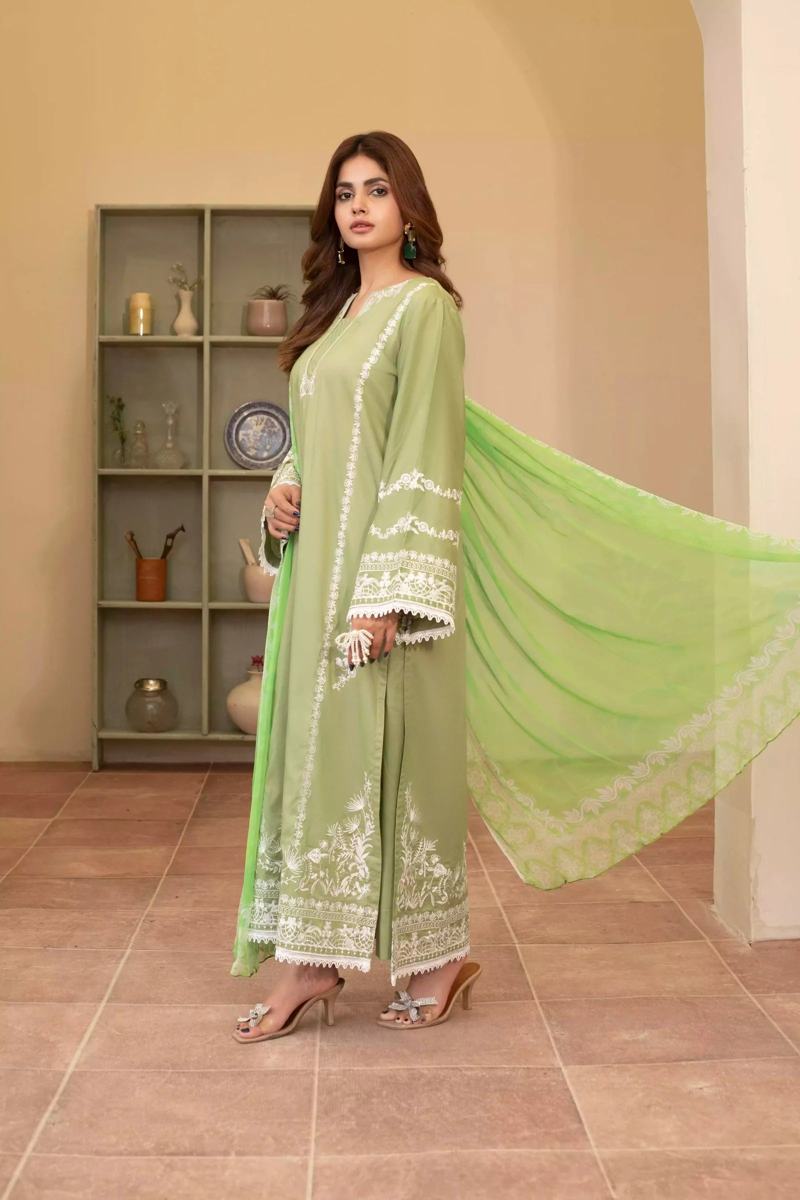 Meadow Whisper - Eleganza