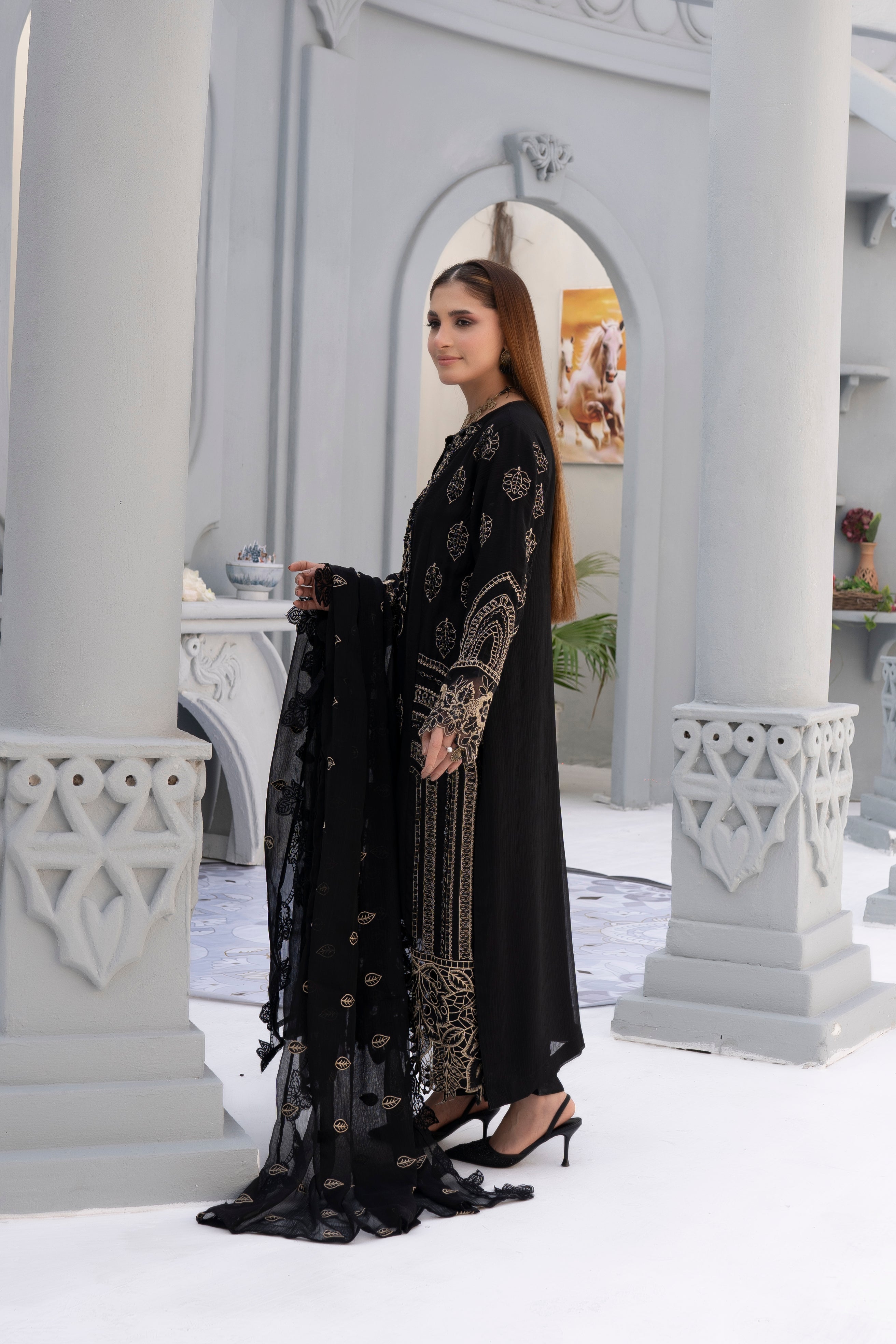 LIGHT CORAL - Sundar Stitch