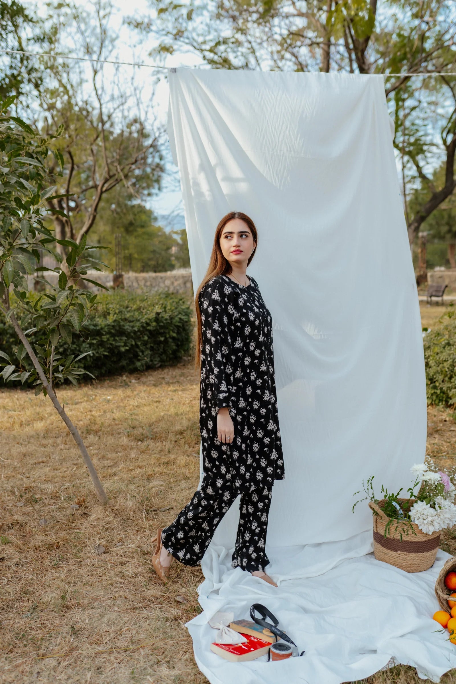 Black and white Floral Print - Eleganza